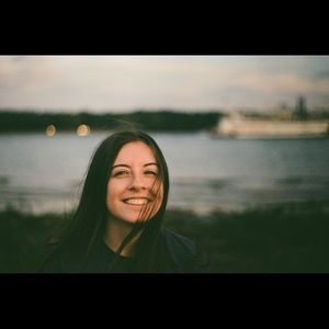 Meet your Posher, Annie